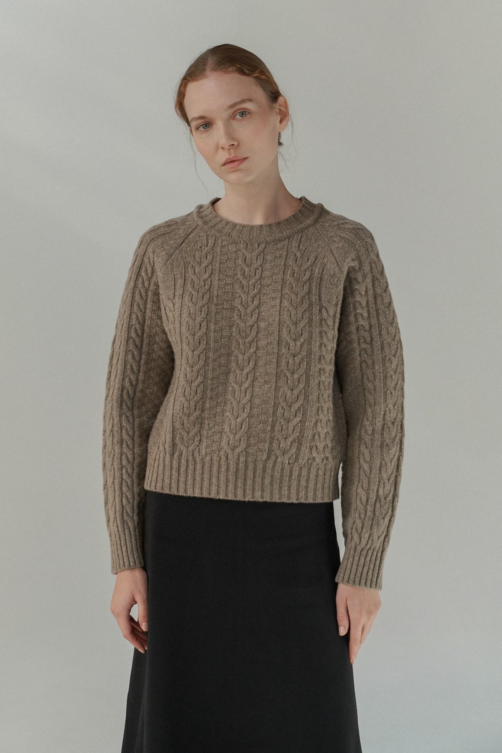 Cable Round-neck Knit (Wood)