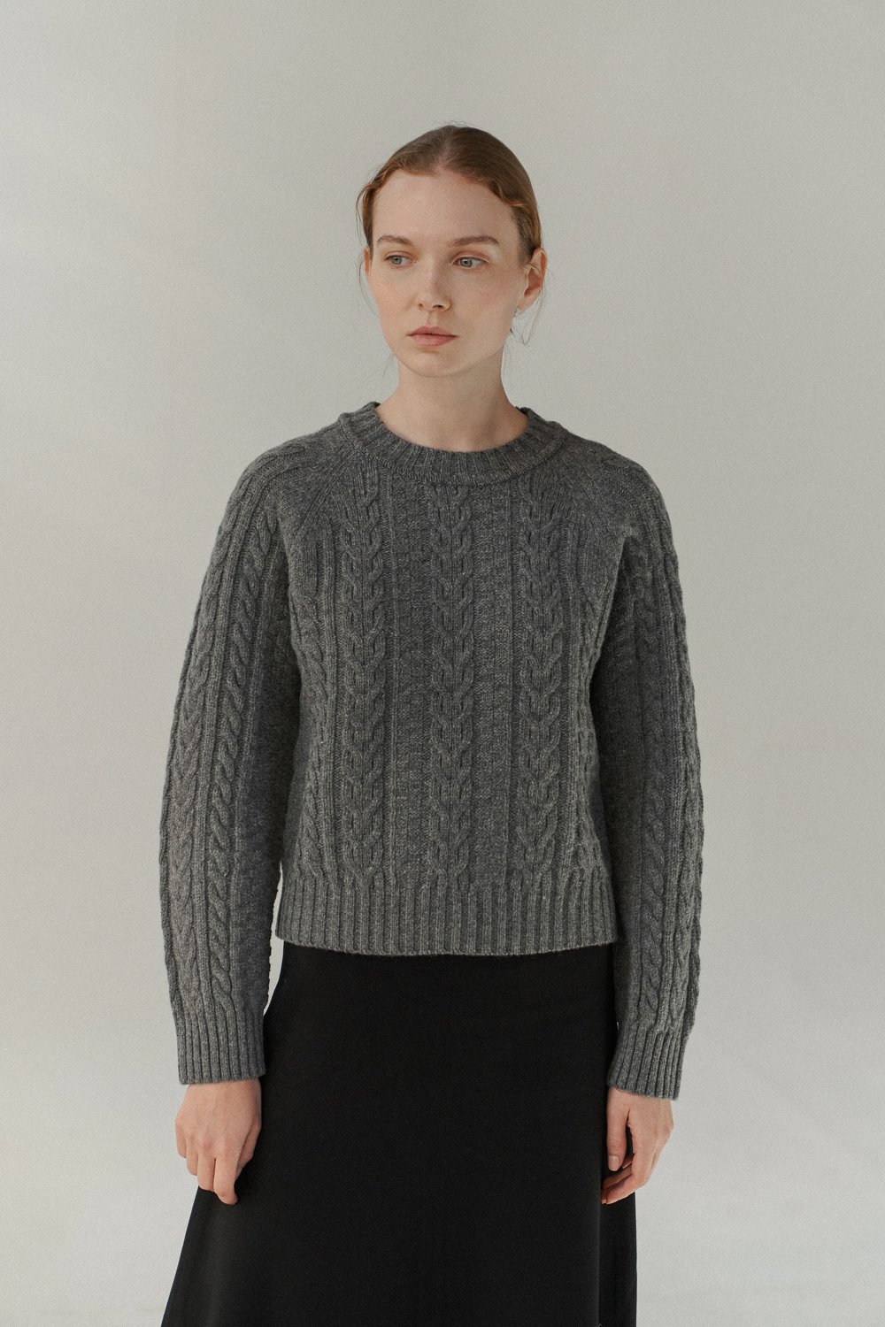 Cable Round-neck Knit (Deep Grey)